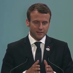 Emmanuel Macron a affirmé sa volonté d'avoir un "dialogue exigeant" et "sans aucune concession"