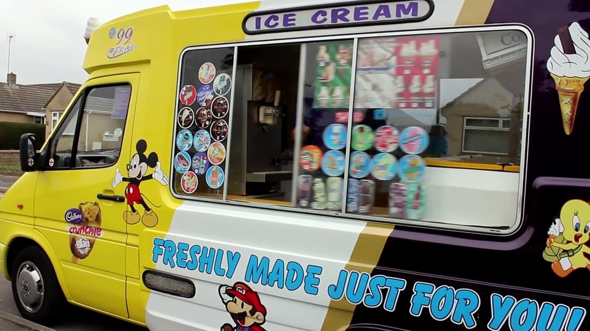 mr whippy ice cream van