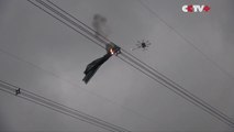 Drone lance-flammes pour nettoyer une ligne électrique !