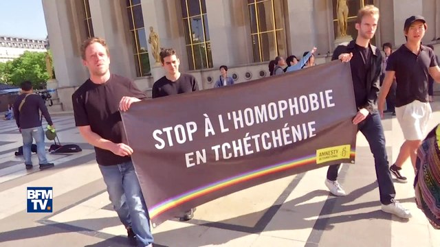 Stop à l'homophobie en Tchétchénie . Des militants d'Amnesty International interpellent Poutine à Paris