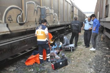 Vagonun Üzerinde Selfie Çeken Genç Elektrik Akımına Kapıldı