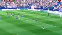 La passe géniale de Ronaldinho pour Mahrez