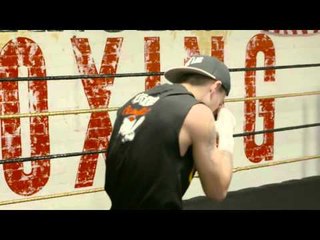 boxing star roy tapia working out - EsNews Boxing