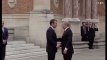 Poutine - Macron : la poignée de main à Versailles