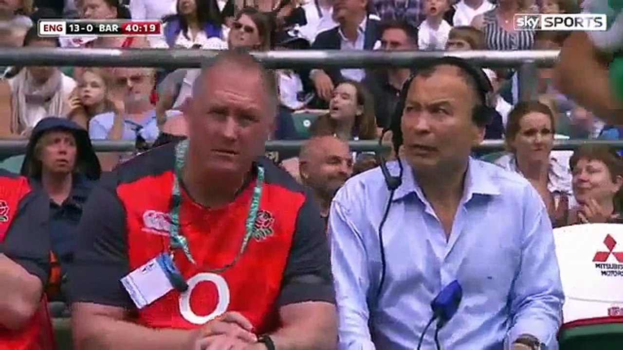 L'Angleterre new look vient à bout des Barbarians