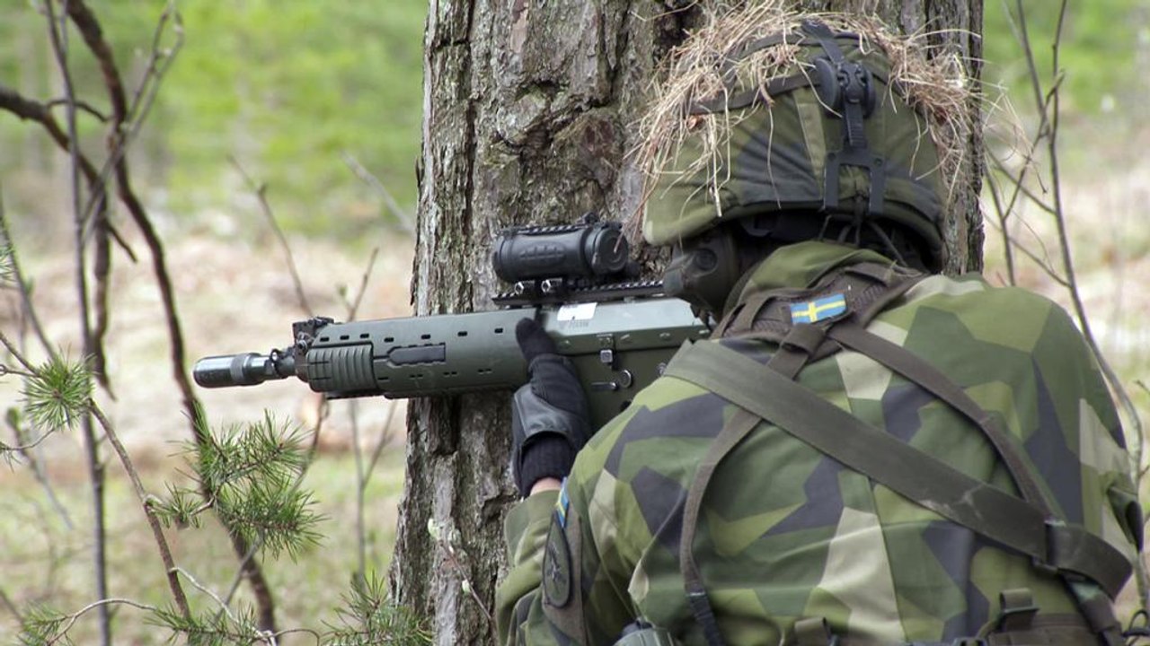 صف آرایی روسیه و سوئد در جزیره گوتلاند