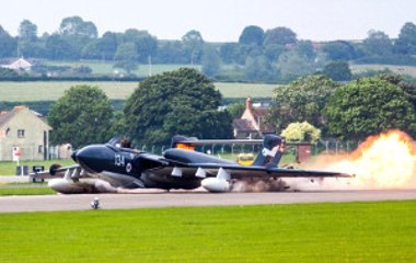 Ingiltere'de Facia Teğet Geçti