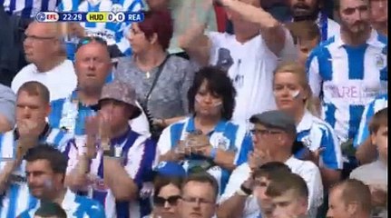 Huddersfield Town - Reading Fans reaction at 22nd minute for Manchester Victims