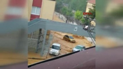 Izmir'de Aşırı Yağışlar Sele Neden Oldu-3 Son