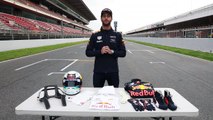 What kit does an F1 driver wear Daniel Ricciardo ex
