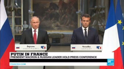 Putin in Versailles: "We must act together to fight the disease of terrorism"