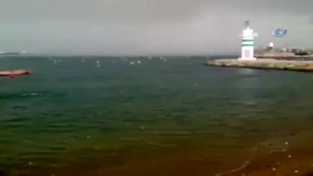 Denize Yağan Ceviz Büyüklüğünde Dolu Yağışı Şaşırttı