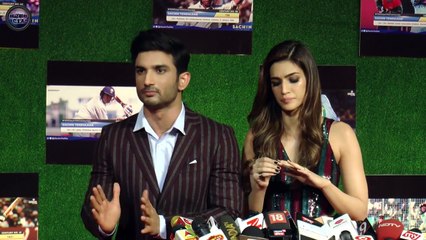 Kriti Sanon STOPS Angry Sushant Singh Rajput from SHOUTING !