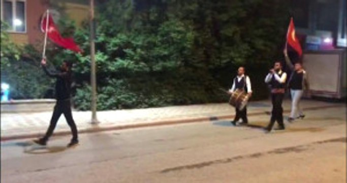 Ramazan Davulcuları Sahura Mehter Marşı İle Uyandırıyor!