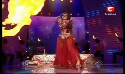 BELLY DANCER ALLA KUSHNIR