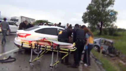 Paramparça Olan Araçtan Sağ Kurtuldu