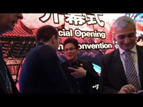 GENNADY GOLOVKIN GGG Rushed By Fans WBC Boxing - EsNews Boxing