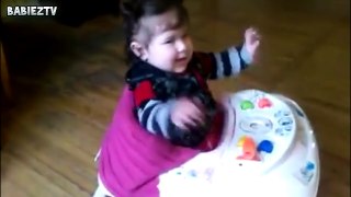 8 Month Old Baby Dances When Mom Sings