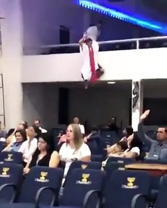 Y LUEGO DICEN QUE UNO EXAGERA ... 
