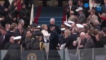 Watch - Clintons and Bushs arrive at