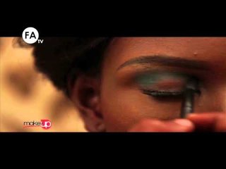 MAKE UP - Maquillage Smokey Bleu