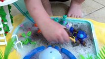 Paw Patrol Pool Time Bubble Fun! Cute Kid Genevieve dfsePlays with Paw Patrol Toys to