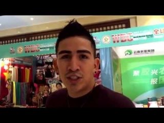 Leo Santa Cruz is SUPER POPULAR IN CHINA!!! - EsNews Boxing