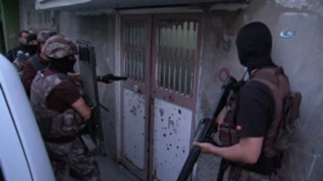 500 Polisle Şafak Vakti Uyuşturucu Operasyonu