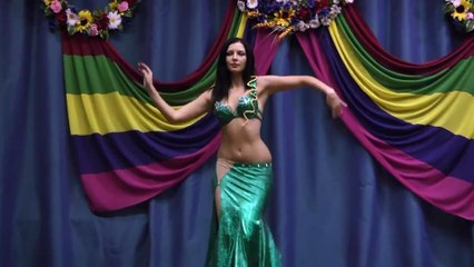 BELLY DANCE_  ABDOMENS (The Magnificent Abdomens )