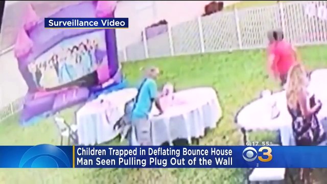En colère il dégonfle le chateau gonflable des voisins et envoie plusieurs enfants à l'hopital