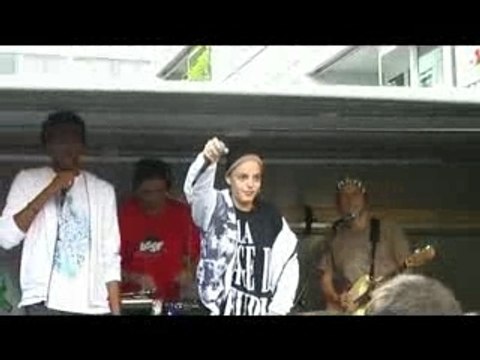 KENY ARKANA en concert sauvage (qualité de ouf)