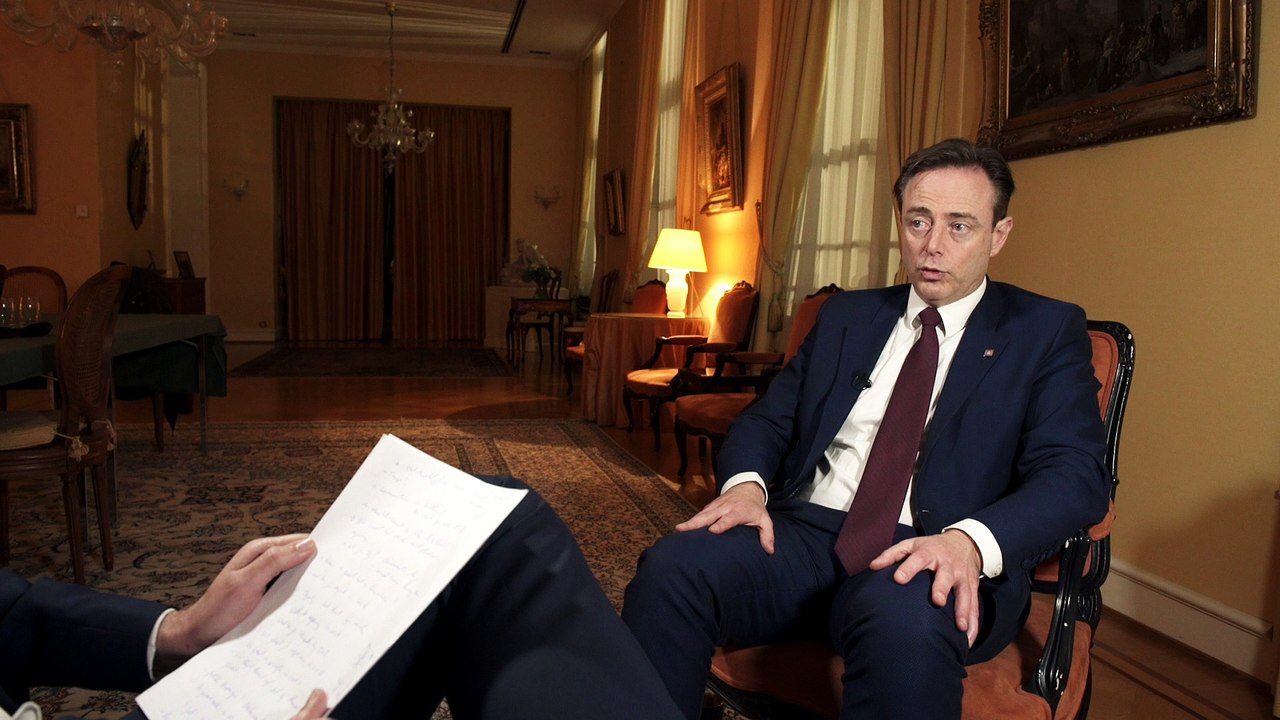 N-VA-voorzitter Bart De Wever noemt PVDA "het restafval van de 20ste eeuw"