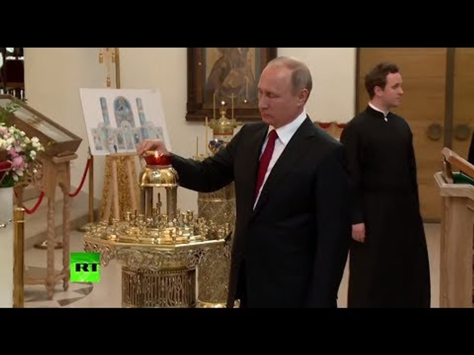 Putin visits Russian Orthodox Church in Paris
