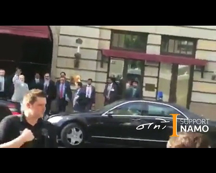 Indians In Germany Raise Slogans On Seeing PM Narendra Modi