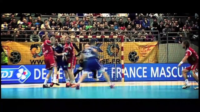 Hand | [Clip] Clap de fin pour Fernandez