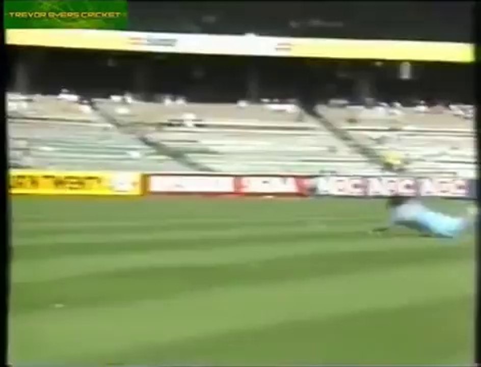 1985 World Championship of Cricket Highlights - India vs Pakistan (Group Matc