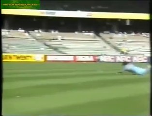 1985 World Championship of Cricket Highlights - India vs Pakistan (Group Matc