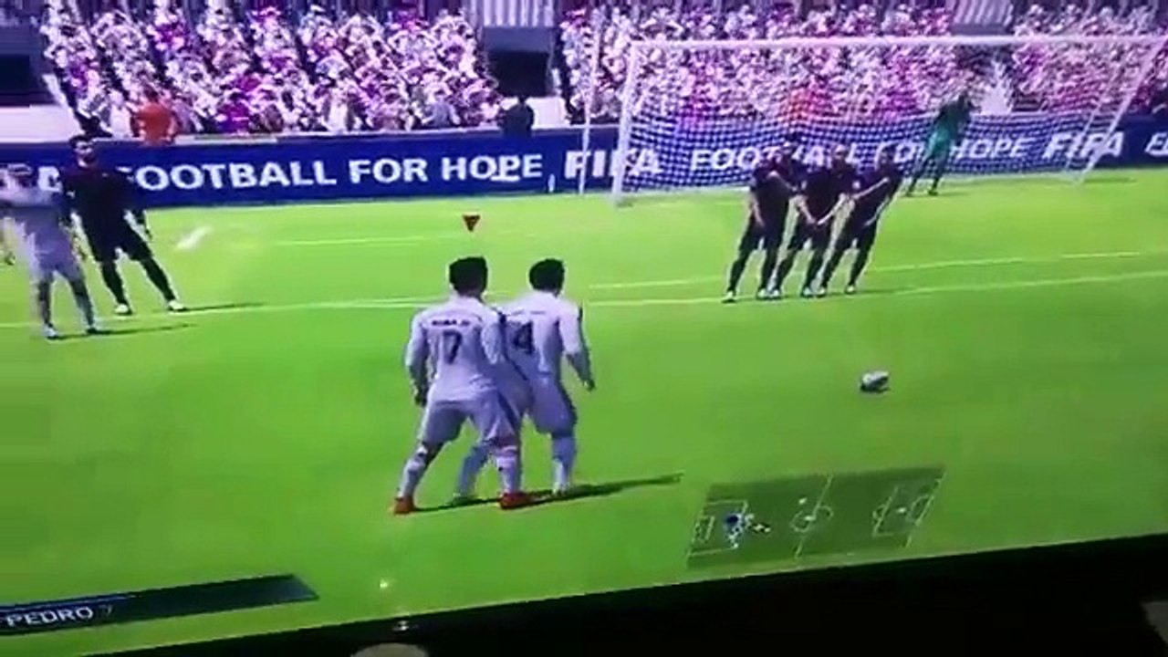 What Cristiano Ronaldo and Sergio Ramos are doing #FIFA