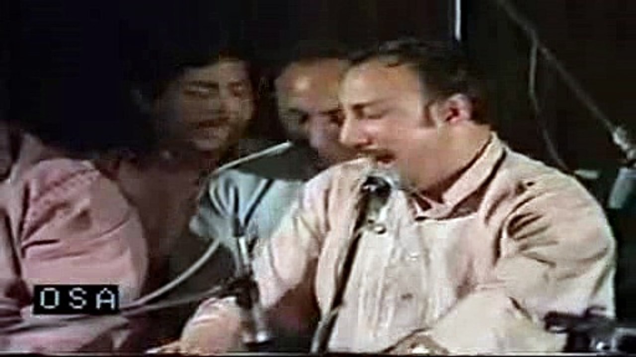 Nusrat Fateh Ali Khan - Mainu Yaar Manauno fursat nai FULL!