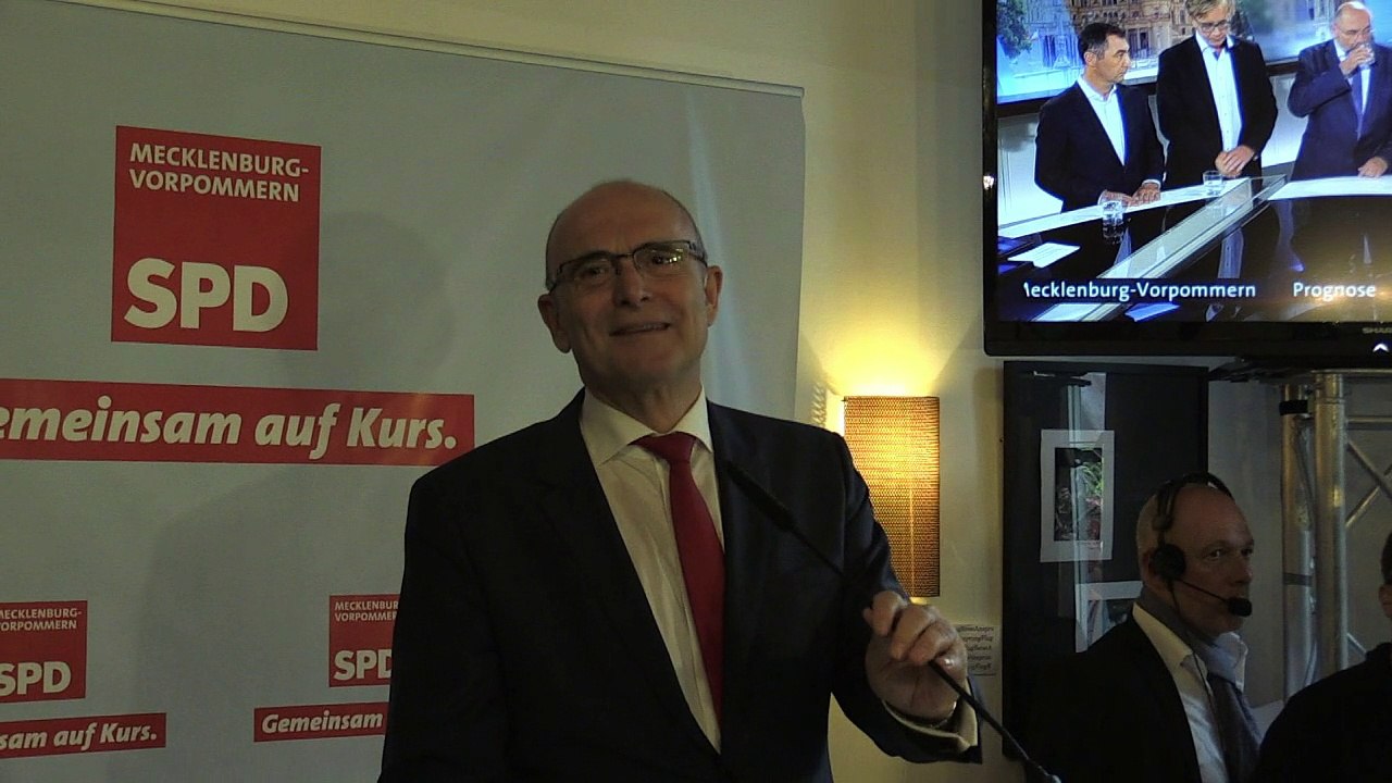 Sellering tritt zurück - kommt Schwesig?