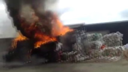 Geri Dönüşüm Tesisinde Yangın