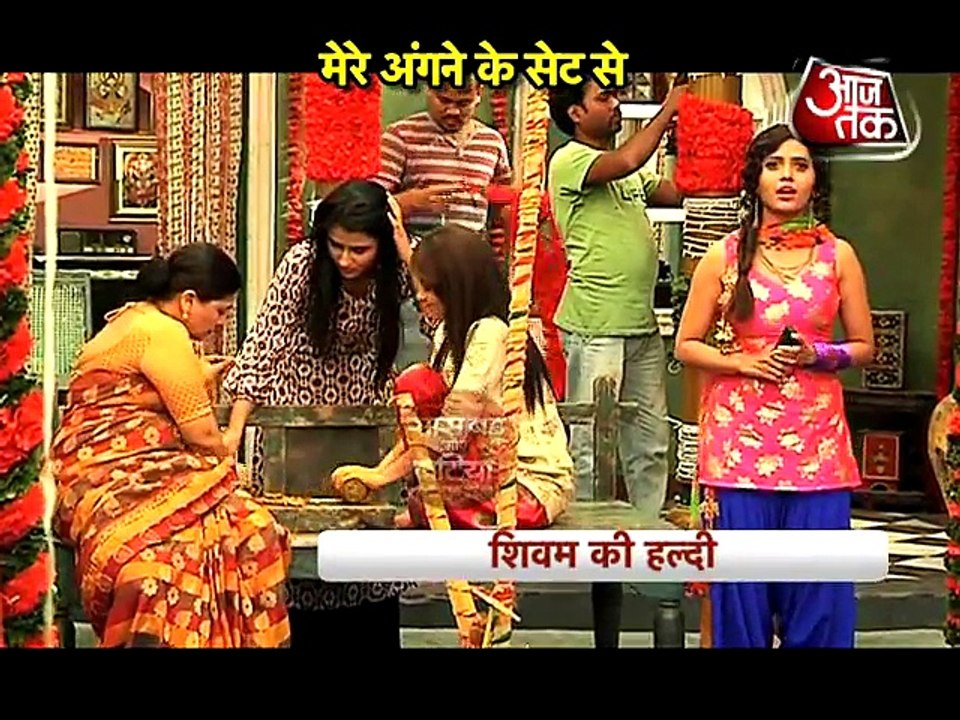 'Haldi' ceremony in Mere Angne Mein