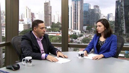 Diretor executivo da Visa mostra pagamento com pulseira, relógio e anel