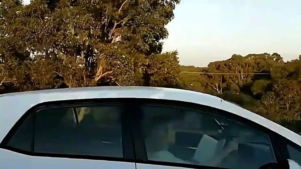 World's Most Idiot Women Drivers 2017 - Funny Woman Driving Fails & Road Rage