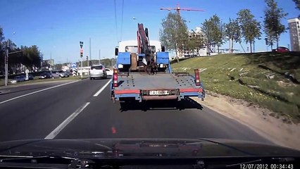 Idiot Drivers - Dashcam Show. New Car Funny Videos 2017, Driving Fails Vehicles in Tr