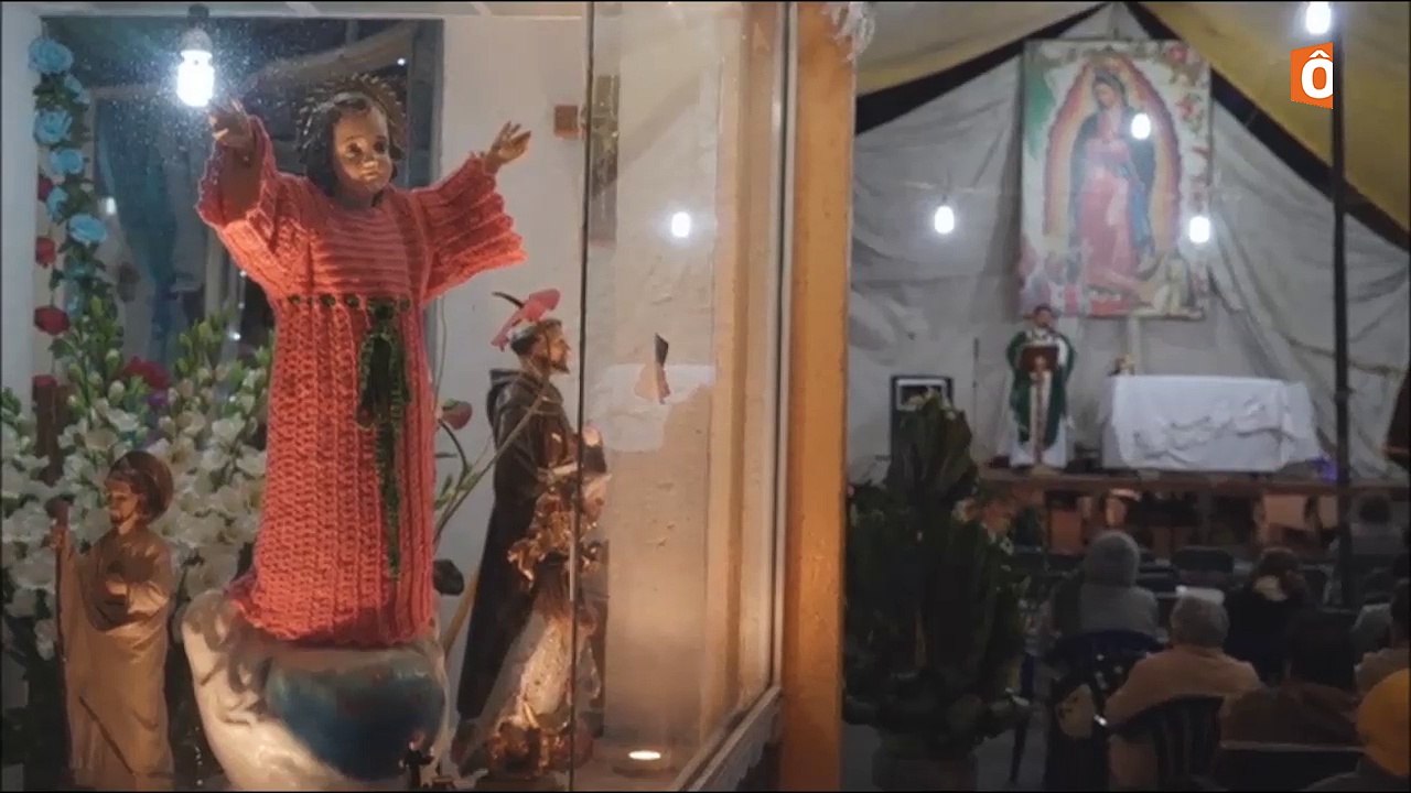 EXTRAIT - SANTA MUERTE, LA VIERGE DES EXCLUS - CÉRÉMONIE CATHOLIQUE IMPROVISEE