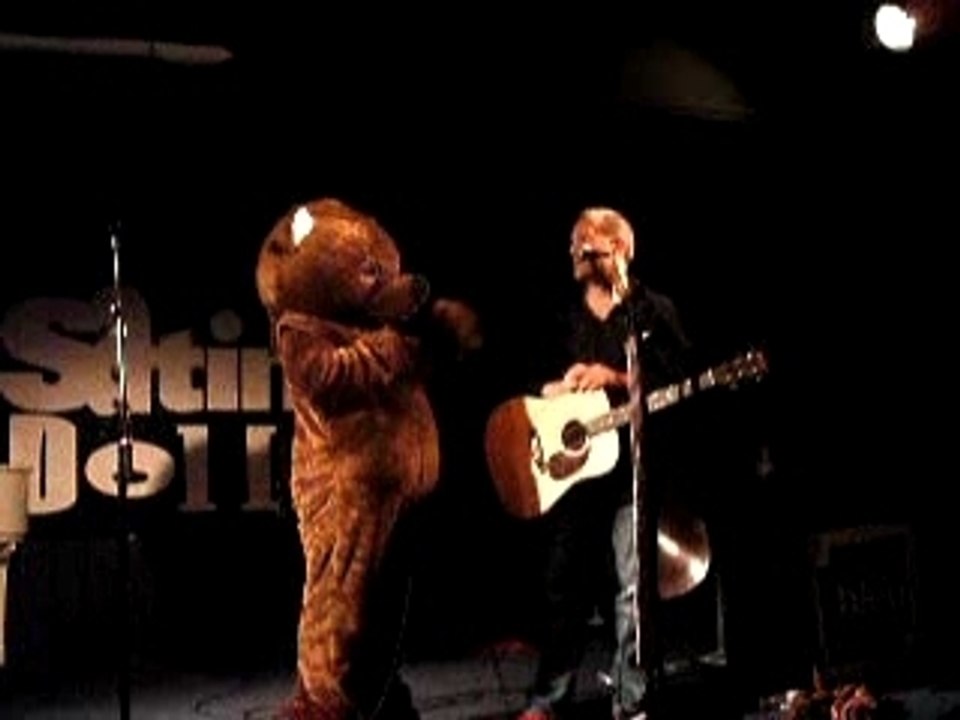 Oldelaf et Monsieur D- Gros Ours (4)