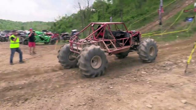 ROCK BOUNCERS BLAST UP BIG HILL AT RUSH OFF-ROAD PA