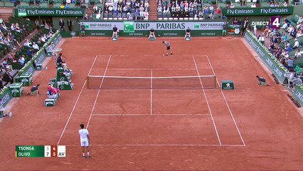 Roland-Garros 2017 : Ca se complique très sérieusement pour Tsonga (5-7, 4-6)