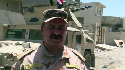 Iraqi forces pound IS-held areas in west Mosul